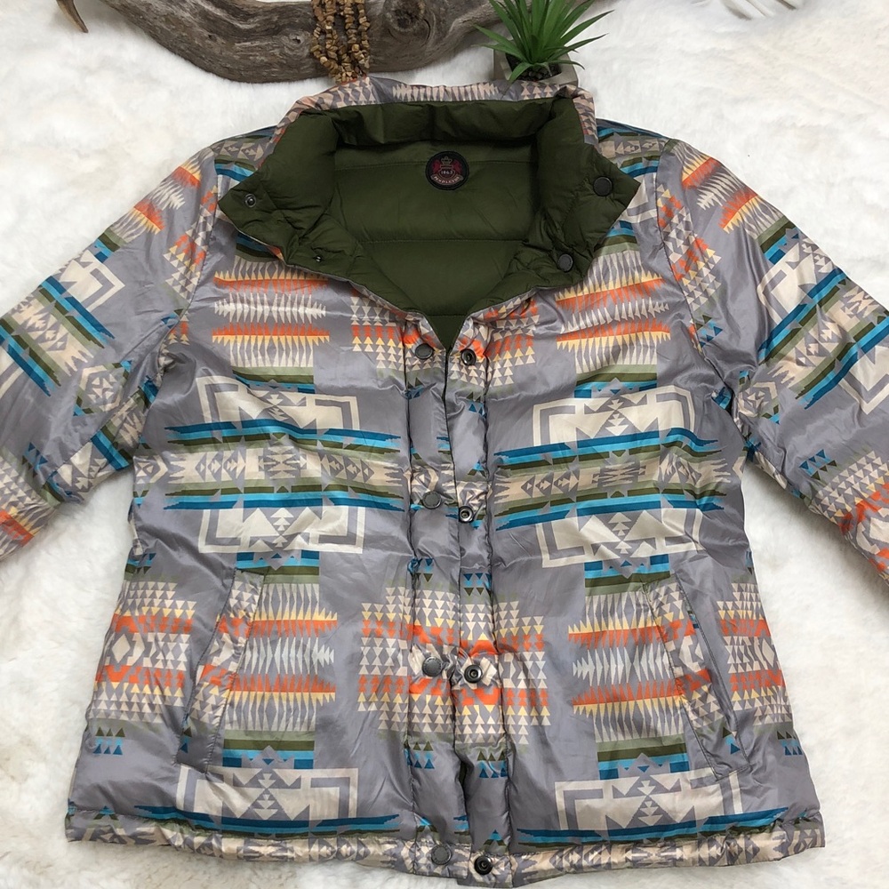 Pendleton Women's Packable Down Reversible Jacket - image 5